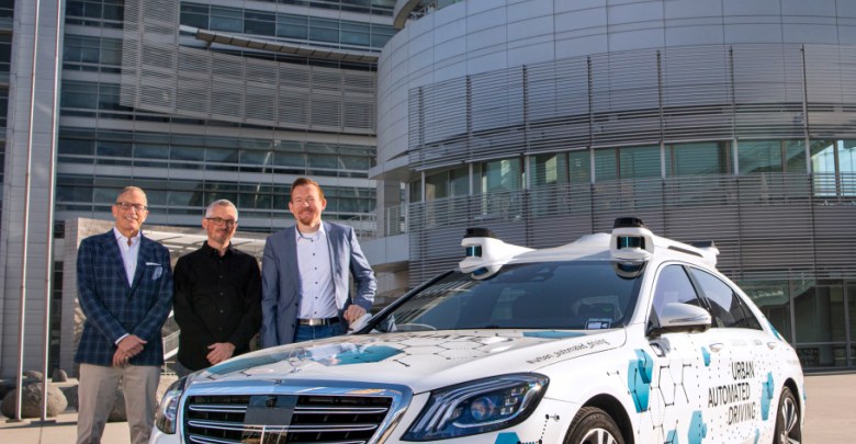 The pilot project by Mercedes-Benz and Bosch for an app-based ridesharing service using automated Mercedes-Benz S-Class vehicles has now been launched in the Silicon Valley city of San José.