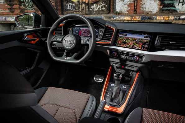 Audi A1 citycarver Interior