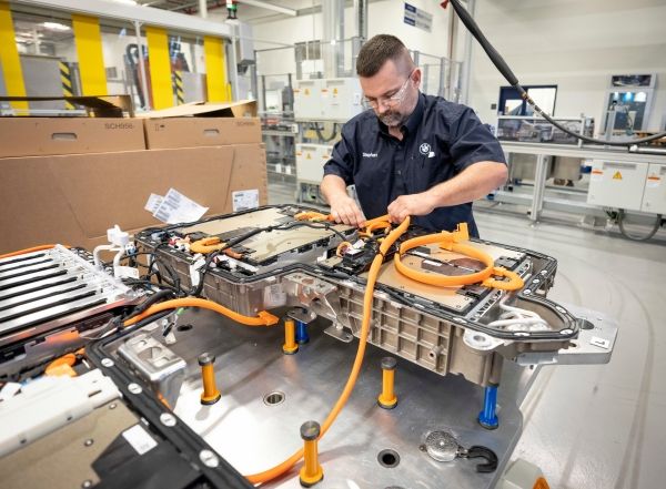 BMW Group Plant Spartanburg doubles battery production capacity