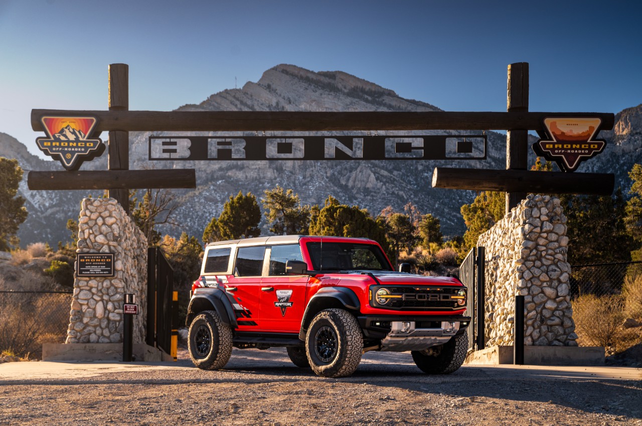 First-Ever Bronco Raptor Off-Roadeo School To Professionally Teach Owners High and Low Speed Off-Roading
